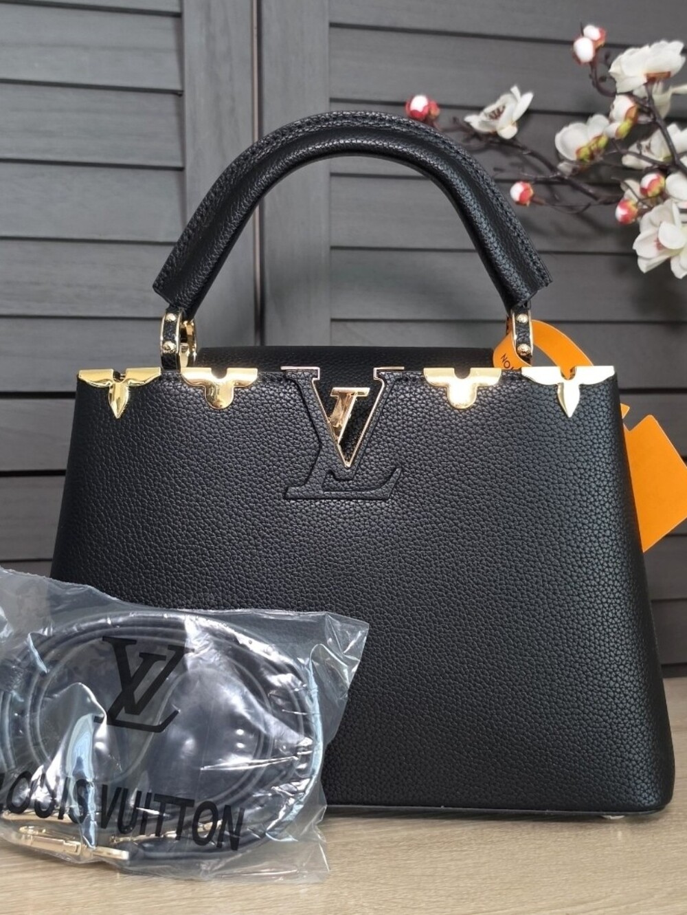 Capucines BB Crossbody Bag Black With Gold Flowers - Picture 2 of 10